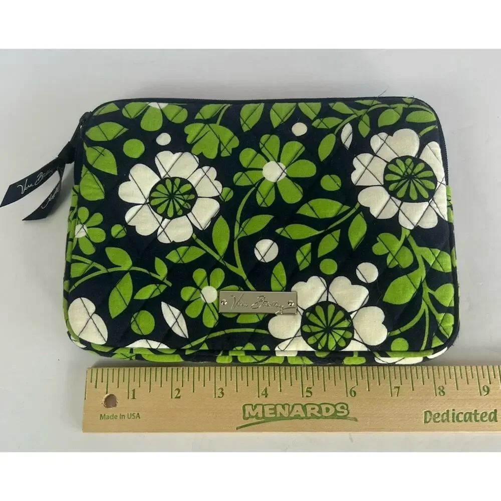 Vera Bradley Lucky You E-Reader Sleeve Tablet Case Cover Padded Quilted Green